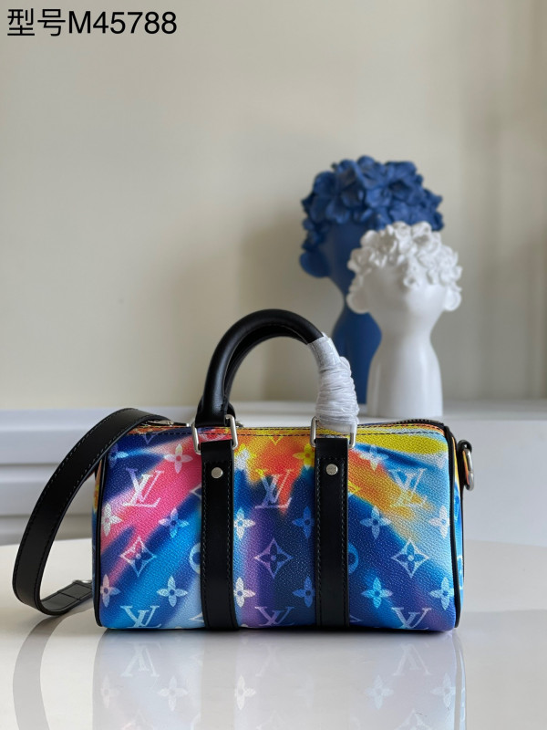 l0*is V*t0n keepall xs