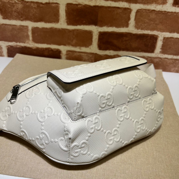G*u*i gg embossed belt bag
