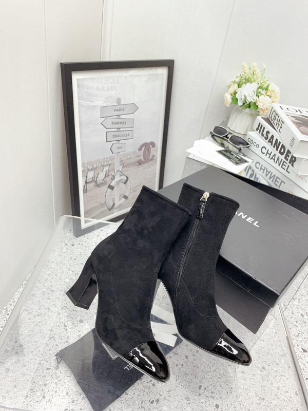 CL ANKLE BOOTS