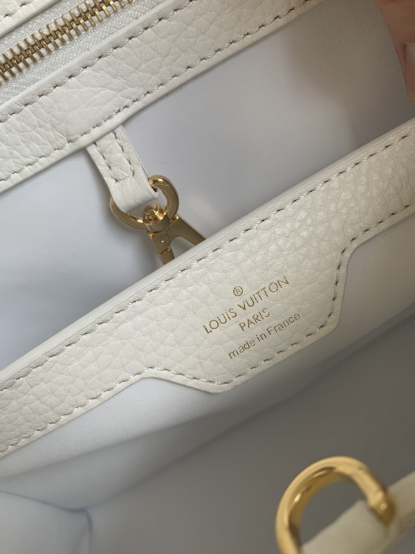 l0*is V*t0n capucines bb