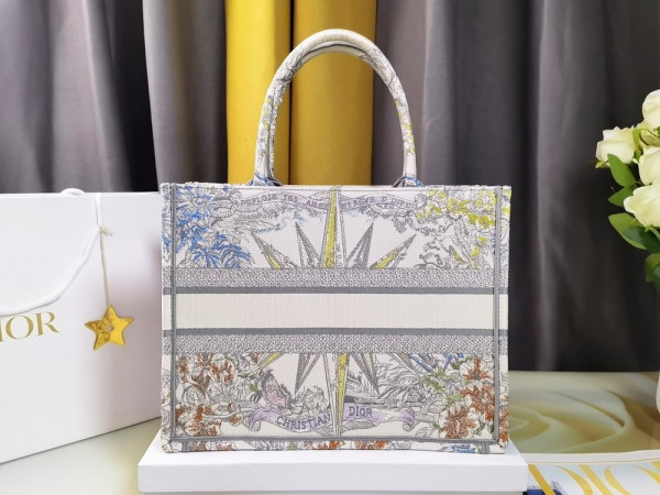 MEDIUM DIRO BOOK TOTE-36*18*28CM