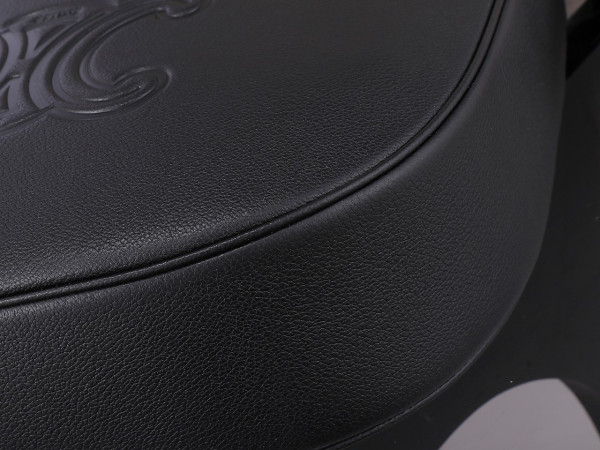 celin* heloise cuir triomphe bag in S*pple calfskin