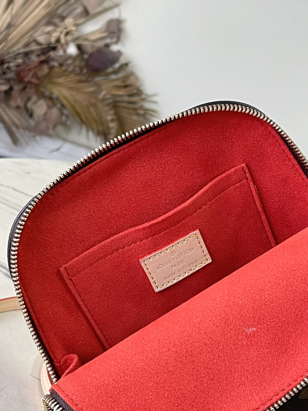 l0*is V*t0n alma backpack - 15*20*10 cm