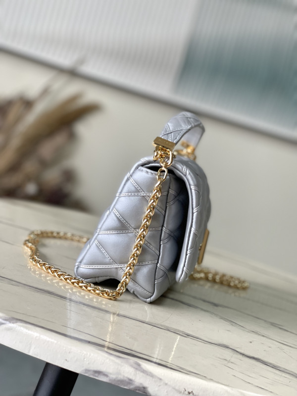 l0*is V*t0n go-14 mm