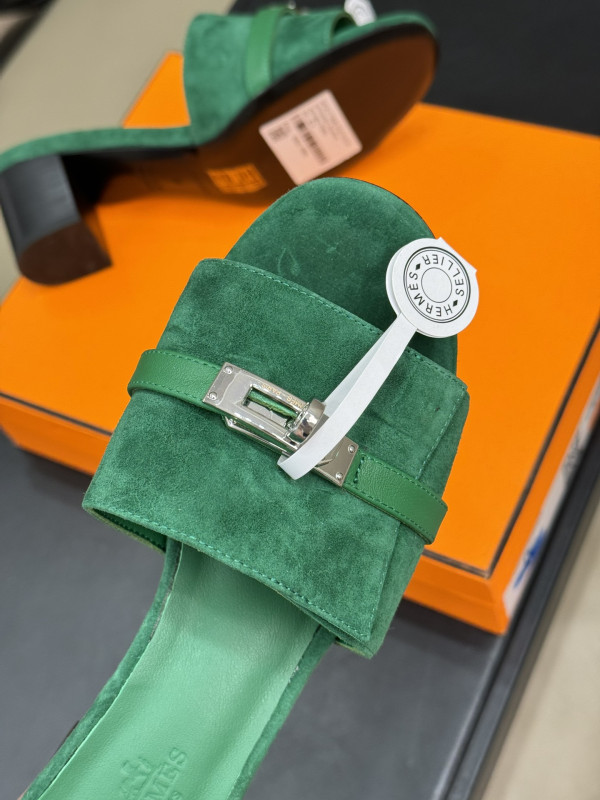 H**mes sandal