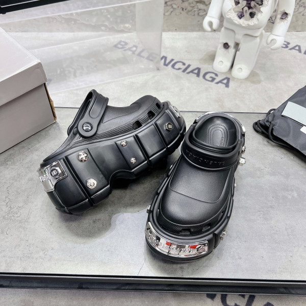 ba*len*cia*ga✖️Cr*0*s sandals