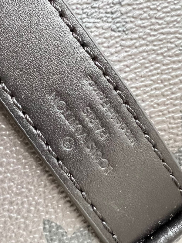 l0*is V*t0n keepall bandouliÈre 25