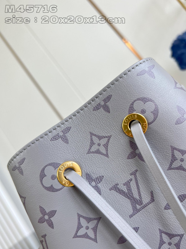 l0*is V*t0n nÉonoÉ bb-20*20*13cm