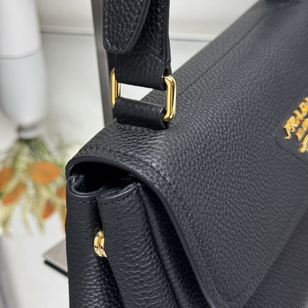 Pra*a small leather shoulder bag-26*14*9.5cm