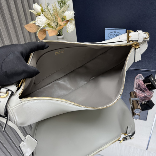 Pra*a demi-lune large shoulder bag-42*19.5*8.5cm