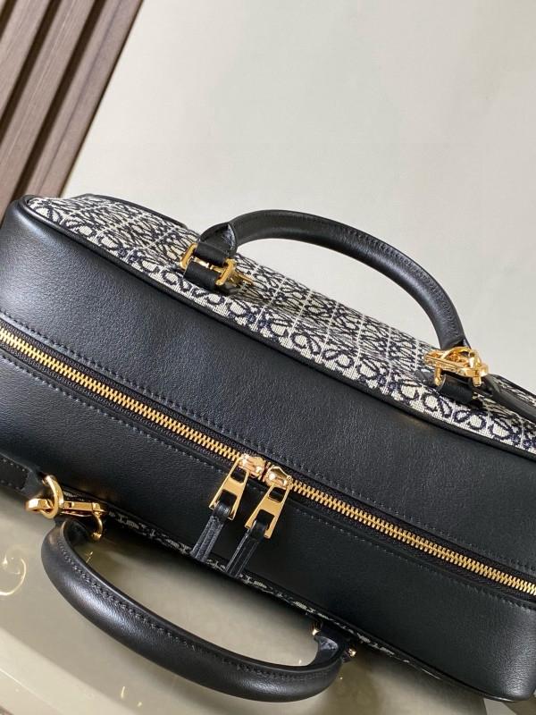 L0ew* amazona 28 bag in nappa calfskin - 28*11*18cm