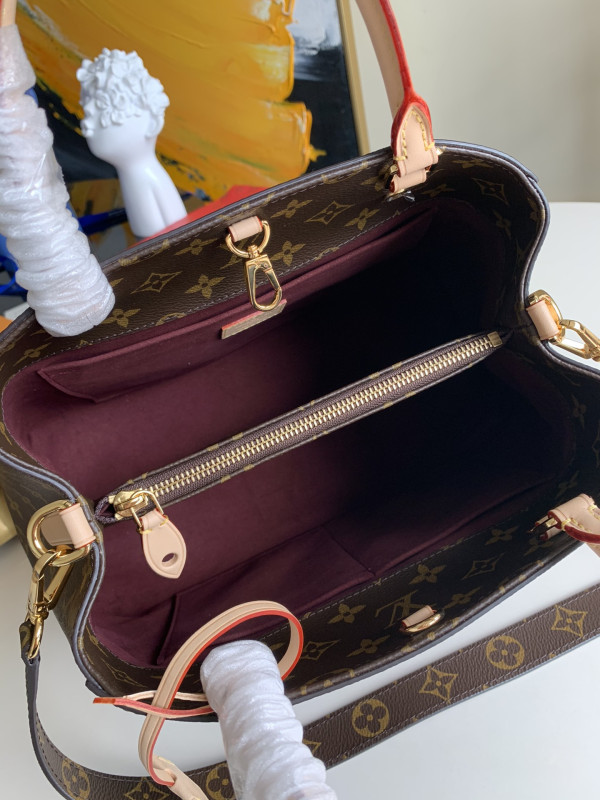 l0*is V*t0n montaigne mm