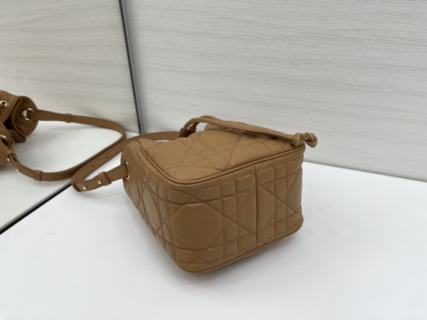 Diro D-Motion Bag - 18.5x20.5x11CM